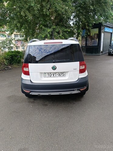 Skoda Yeti 2012, 321,510 km - 1.2 l - Bakı