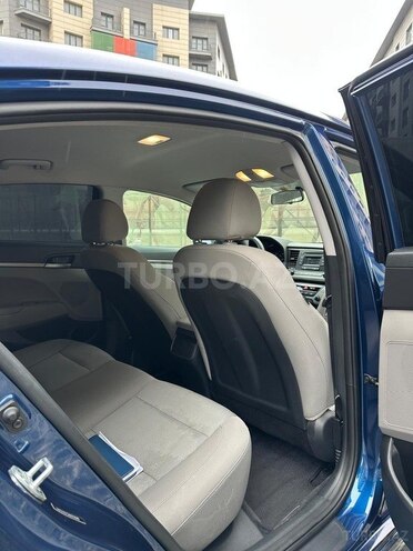 Hyundai Elantra 2016, 239,792 km - 2.0 l - Bakı