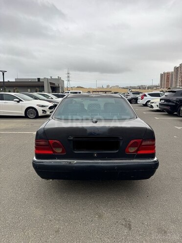 Mercedes E 290 1996, 330,000 km - 2.9 l - Bakı