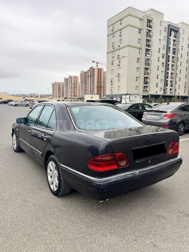Mercedes E 290 1996, 330,000 km - 2.9 l - Bakı