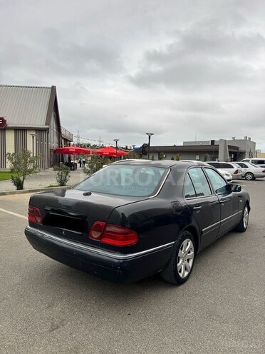 Mercedes E 290 1996, 330,000 km - 2.9 l - Bakı