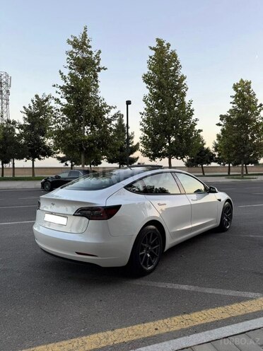 Tesla Model 3 2023, 32,000 km - 0.0 l - Bakı