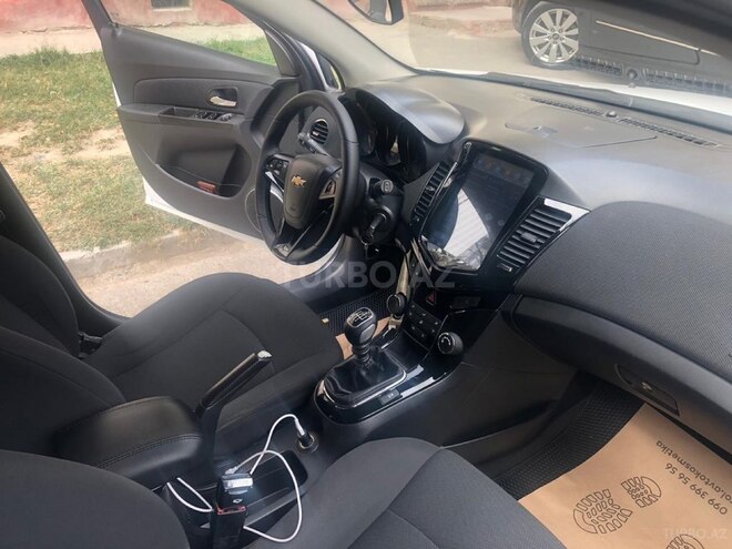 Chevrolet Cruze 2011, 350,000 km - 1.6 л - Mingəçevir