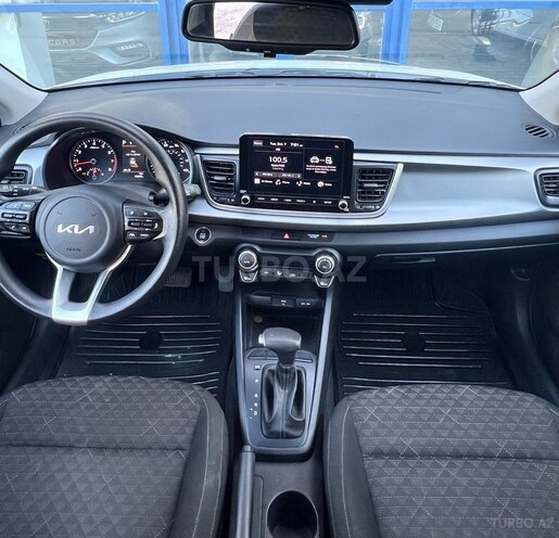Kia Rio-15