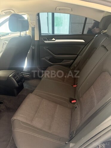 Volkswagen Passat 2018, 200,000 km - 1.8 l - Bakı