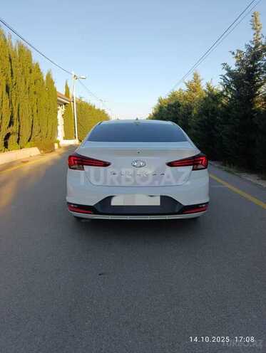Hyundai Elantra 2019, 101,100 km - 2.0 l - Bakı