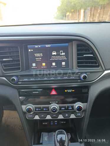 Hyundai Elantra 2019, 101,100 km - 2.0 l - Bakı