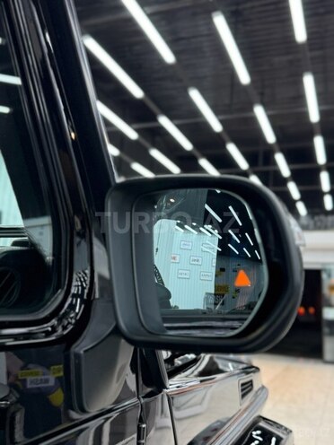 Mercedes G 63 AMG-5