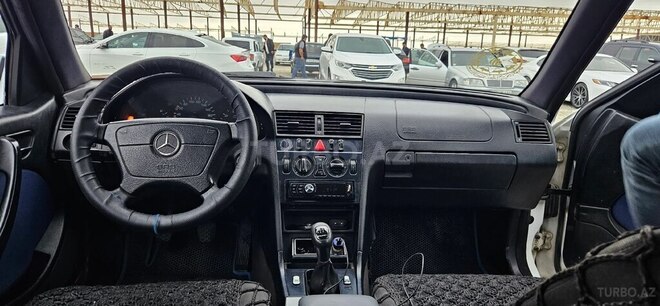 Mercedes C 220 1999, 500,000 km - 2.2 l - Bakı