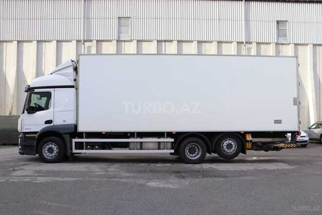 Mercedes Actros 2544 2013, 985,000 km - 11.0 l - Bakı