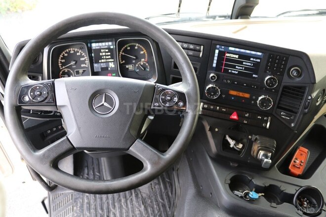 Mercedes Actros 2544 2013, 985,000 km - 11.0 l - Bakı