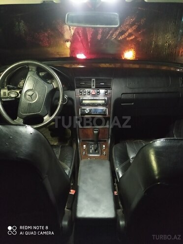 Mercedes C 240 1998, 280,634 km - 2.4 l - Quba