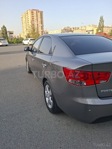 Kia Forte 2010, 175,000 km - 1.6 l - Bakı