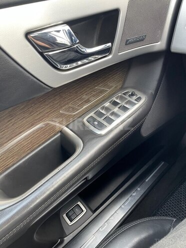 Jaguar XF 2015, 210,000 km - 2.2 l - Bakı