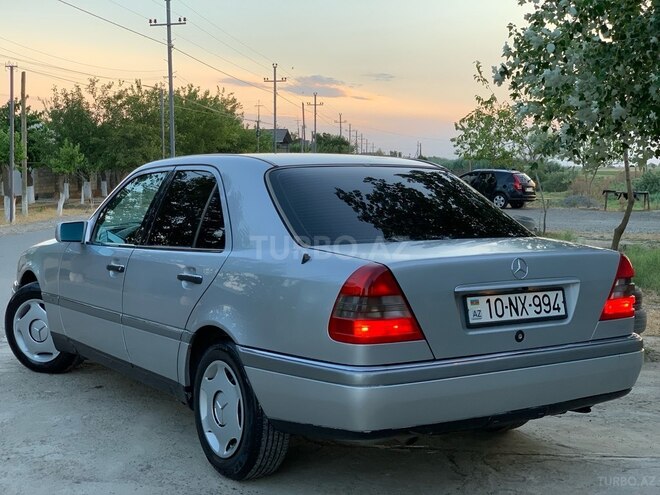 Mercedes C 180 1995, 676,000 km - 1.8 l - Biləsuvar