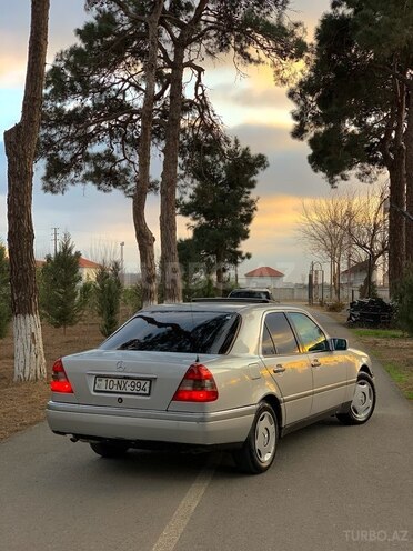 Mercedes C 180 1995, 676,000 km - 1.8 l - Biləsuvar