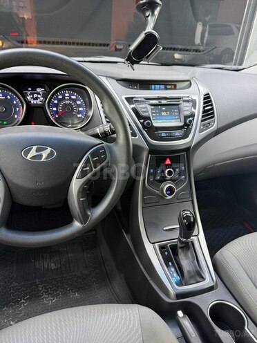 Hyundai Elantra 2015, 150,000 km - 1.8 l - Bakı