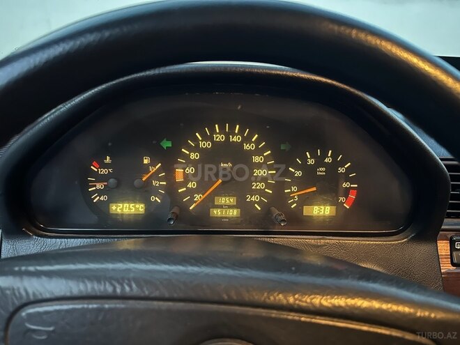 Mercedes C 220 1994, 401,327 km - 2.2 л - Sumqayıt