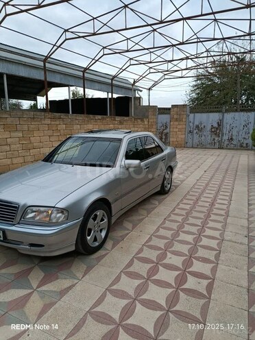Mercedes C 180 1999, 256,000 km - 1.8 л - Sabirabad