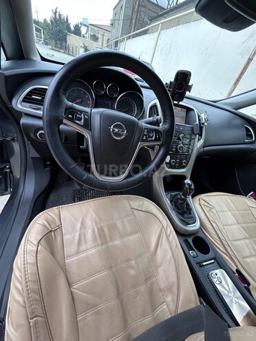 Opel Astra-8
