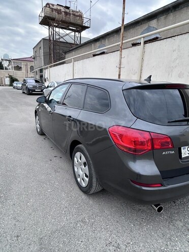 Opel Astra-7