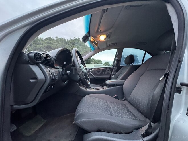 Mercedes C 240 2002, 295,840 km - 2.6 l - Bakı