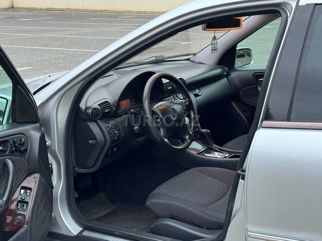 Mercedes C 240 2002, 295,840 km - 2.6 l - Bakı