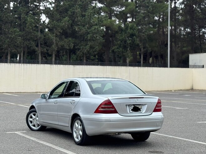 Mercedes C 240 2002, 295,840 km - 2.6 l - Bakı