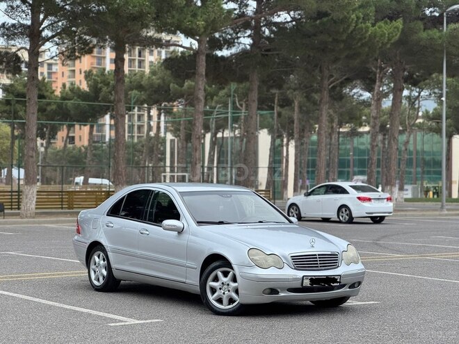 Mercedes C 240 2002, 295,840 km - 2.6 l - Bakı