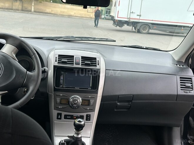 Toyota Corolla 2010, 293,000 km - 1.4 l - Bərdə