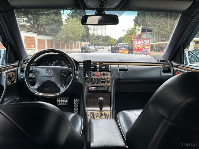 Mercedes E 220 2000, 550,340 km - 2.2 l - Bakı