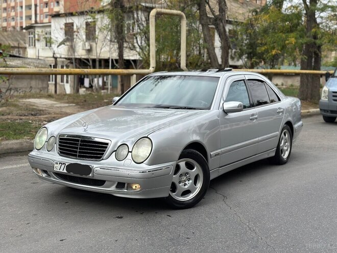 Mercedes E 220 2000, 550,340 km - 2.2 l - Bakı