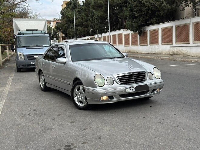 Mercedes E 220 2000, 550,340 km - 2.2 l - Bakı
