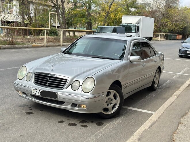 Mercedes E 220 2000, 550,340 km - 2.2 l - Bakı