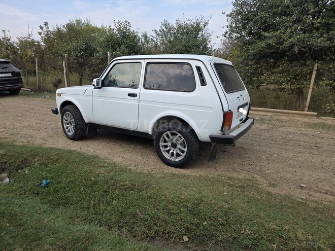 LADA (VAZ) Niva 2017, 95,000 km - 1.7 l - Gəncə