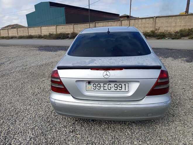 Mercedes E 270 2002, 385,418 km - 2.7 l - Bakı