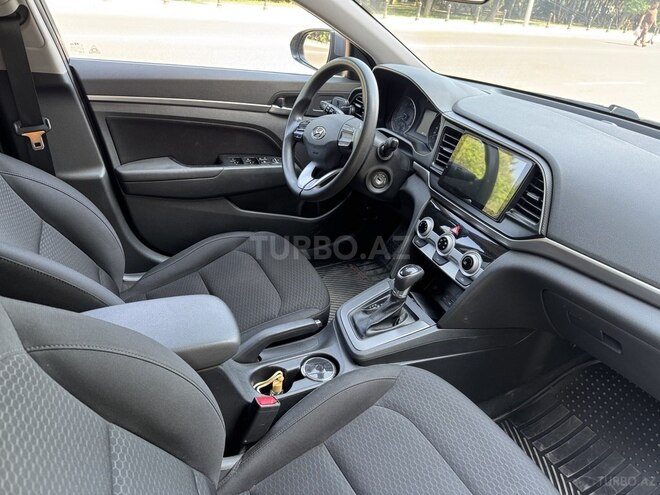 Hyundai Elantra 2019, 95,348 km - 1.6 l - Bakı