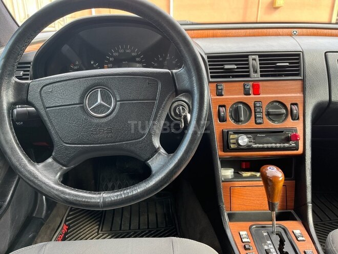 Mercedes C 180 1994, 328,000 km - 1.8 л - Bakı