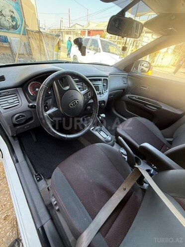 Kia Rio 2011, 217,500 km - 1.4 l - Bakı