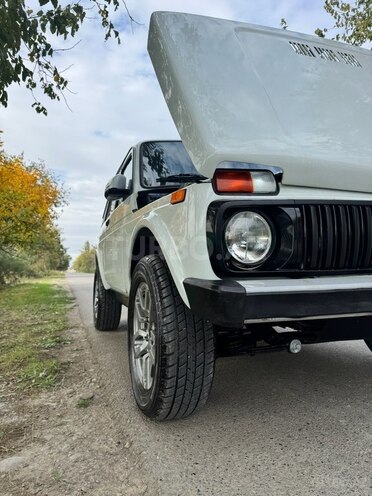 LADA (VAZ) Niva 2010, 288,090 km - 1.6 l - Salyan