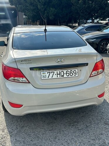 Hyundai Accent 2015, 232,000 km - 1.6 l - Bakı