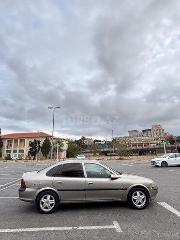 Opel Vectra 1996, 250,000 km - 2.0 l - Bakı