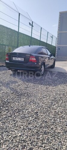 Opel Vectra 1996, 200,000 km - 2.0 l - Bakı