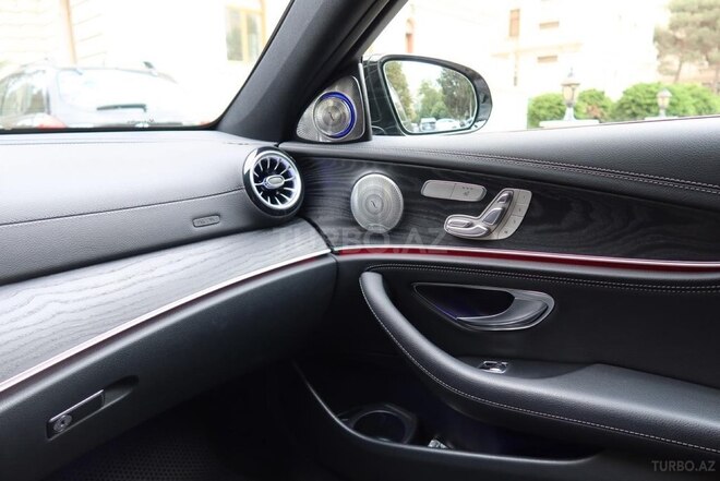 Mercedes E 300 de 2020, 88,000 km - 2.0 l - Bakı