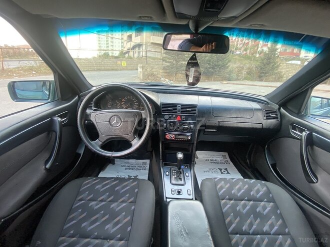 Mercedes C 220 1998, 264,664 km - 2.2 l - Bakı