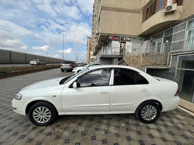 Nissan Sunny 2011, 218,497 km - 1.6 l - Bakı