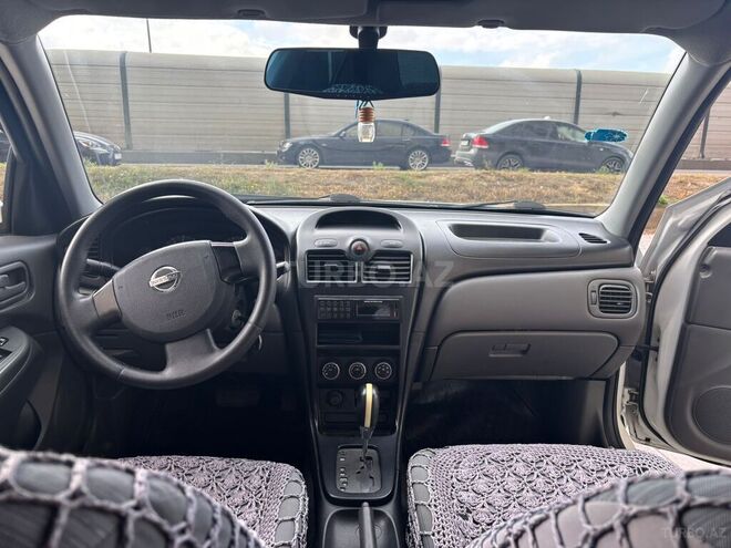 Nissan Sunny 2011, 218,497 km - 1.6 l - Bakı