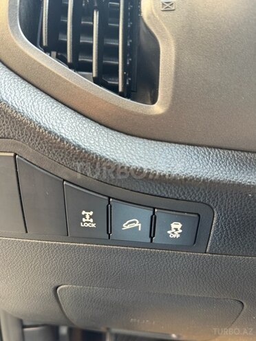 Kia Sportage 2012, 233,000 km - 2.0 l - Bakı