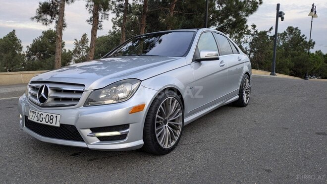 Mercedes C 250 2011, 240,000 km - 1.8 l - Bakı