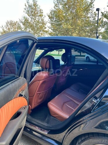 Mercedes E 350-17